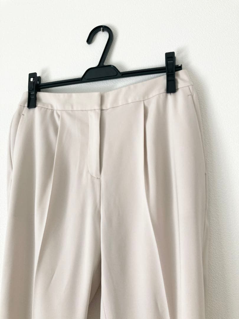 ICB Fiedテーパードパンツ　サイズ8