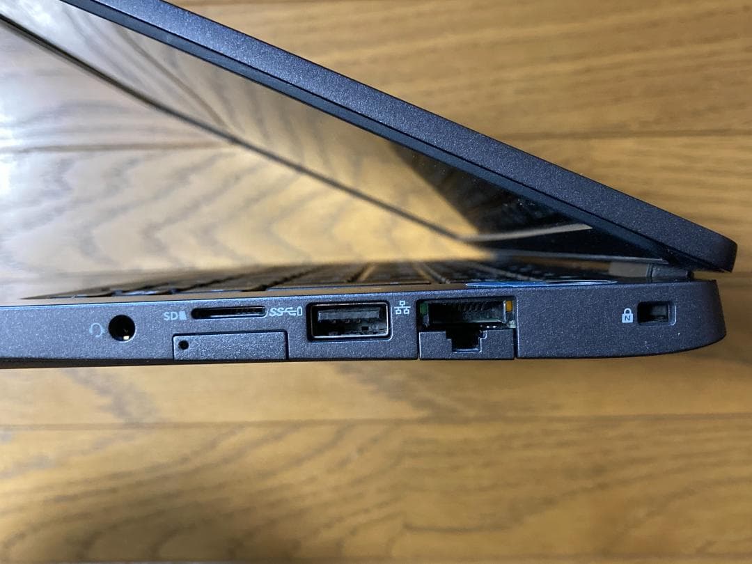 Dell Latitude 5300 第8世代CPU Windows11対応