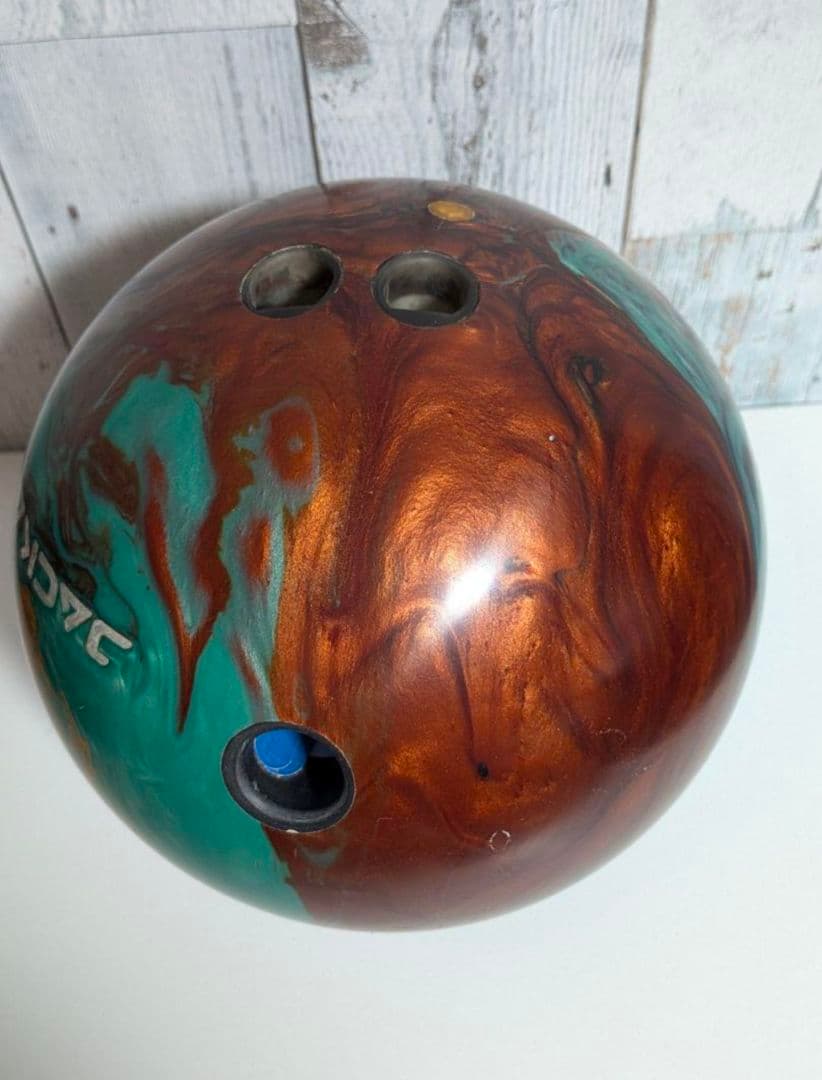 15P MOTIV ミシックジャッカル ボウリング ボール