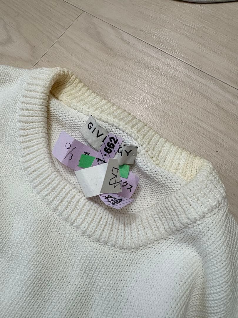 GIVENCHY ロゴニット