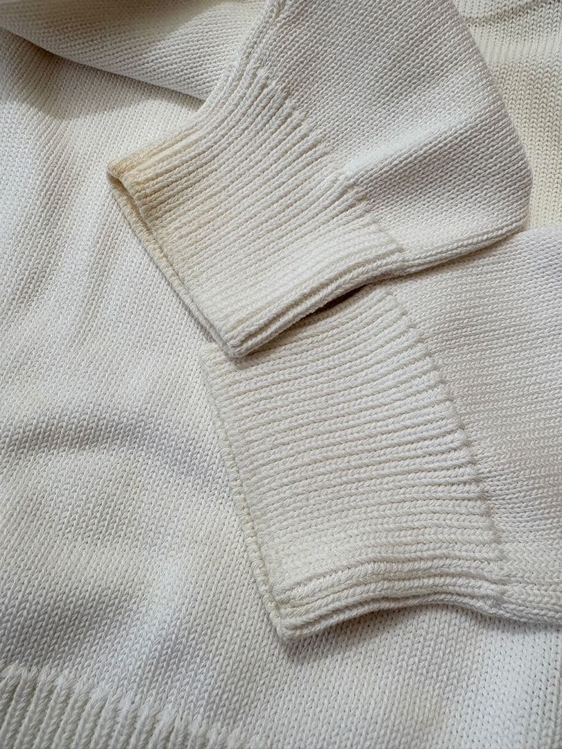 GIVENCHY ロゴニット