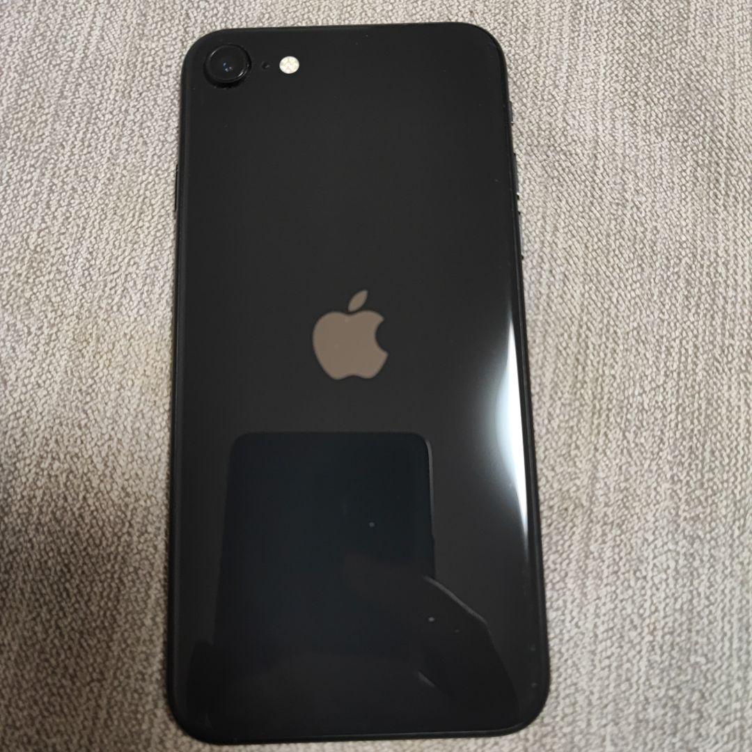 Apple iPhone SE2 バッテリー100%