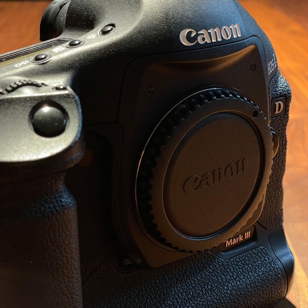 デジタルカメラ Canon EOS-1D Mark III