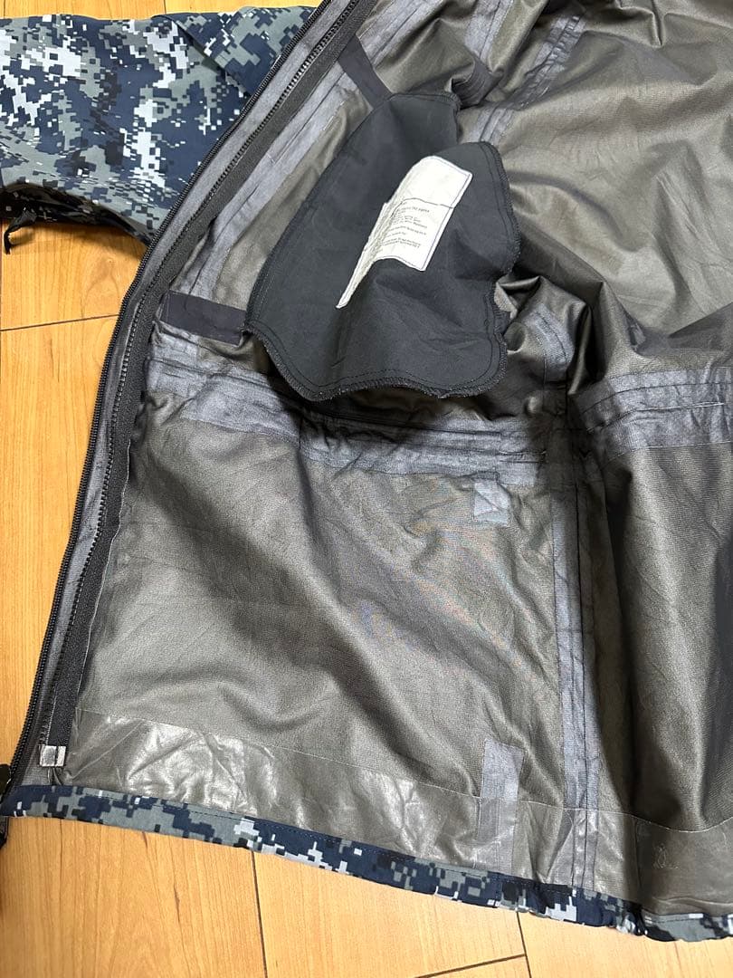 ひ*け様 米軍 NAVY ECWCS GEN2 NWU ゴアテックスパーカー　E