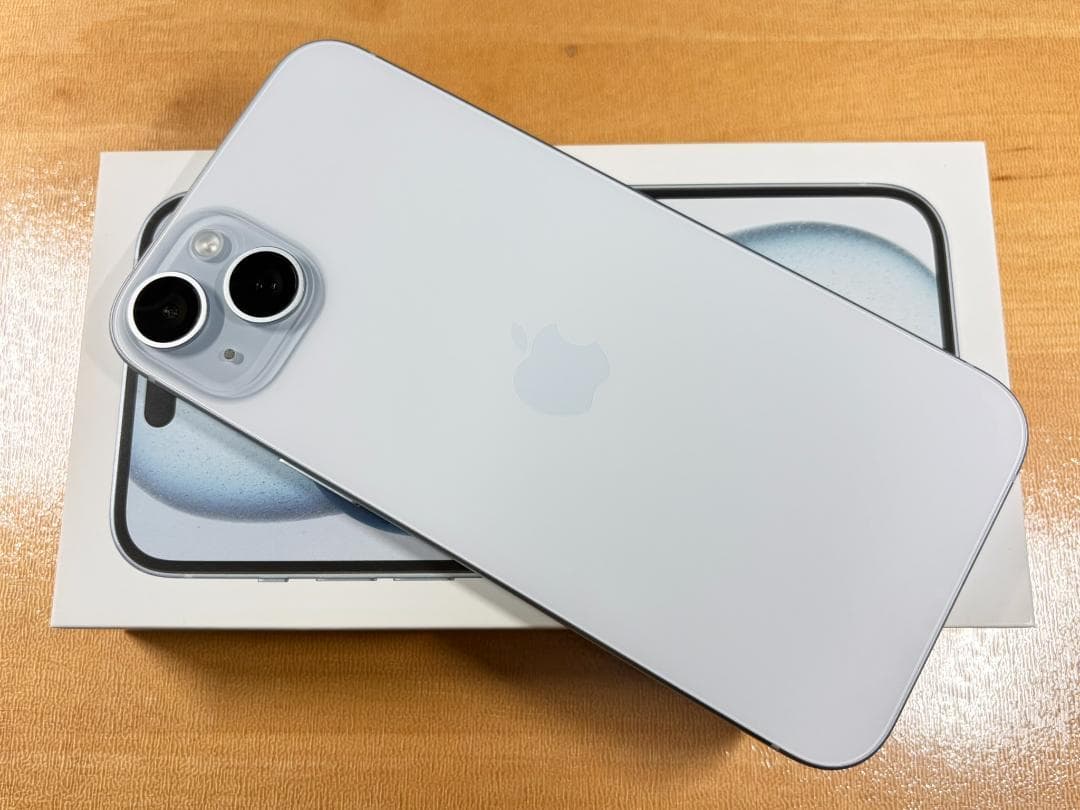 ●極美品●バッテリー95％●iPhone 15 Plus ブルー 128GB●