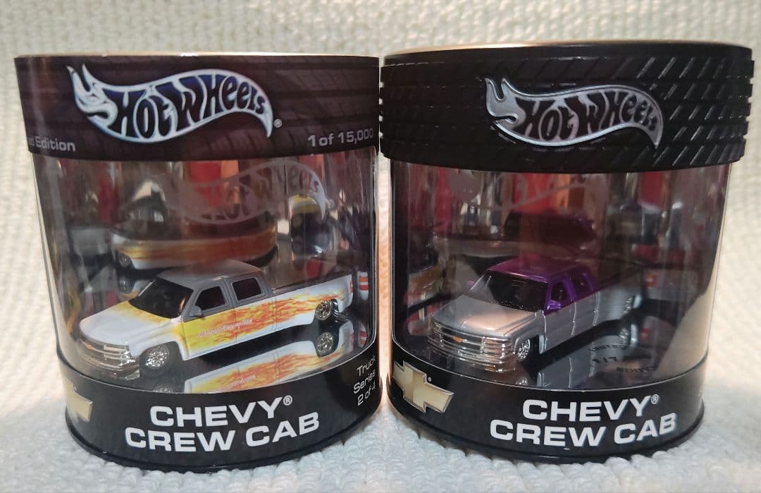 ホットウィール　CHEVY CREW CAB 2台