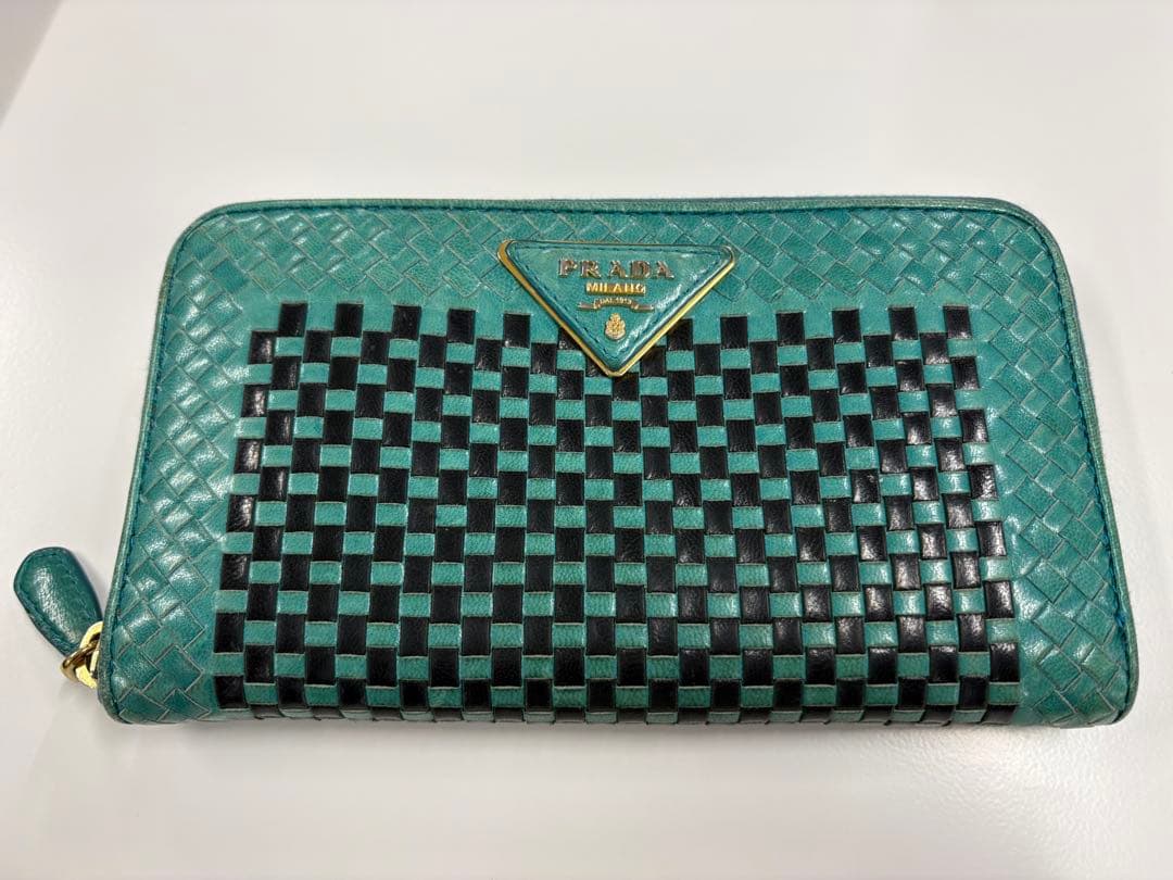 PRADA 編み込みデザイン 長財布 ターコイズブルー