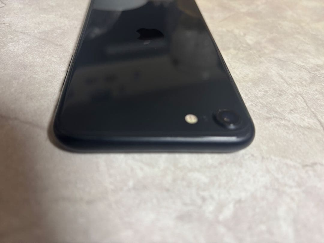 Apple iPhone (ブラック) 本体