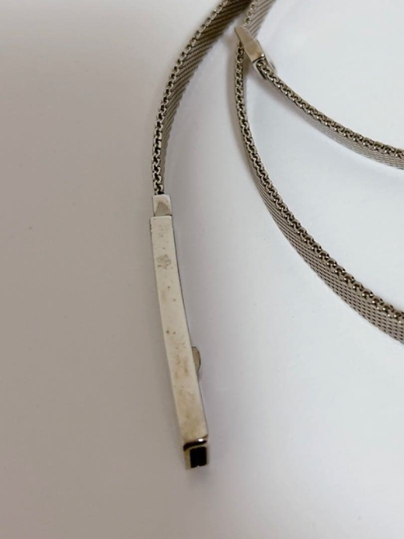 グッチ　GUCCI ベルト　シルバー　ロゴメタル 細み