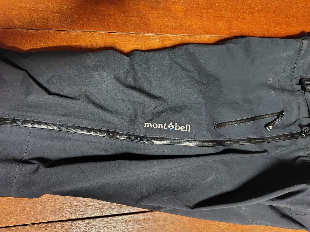 モンベルスキーウェア