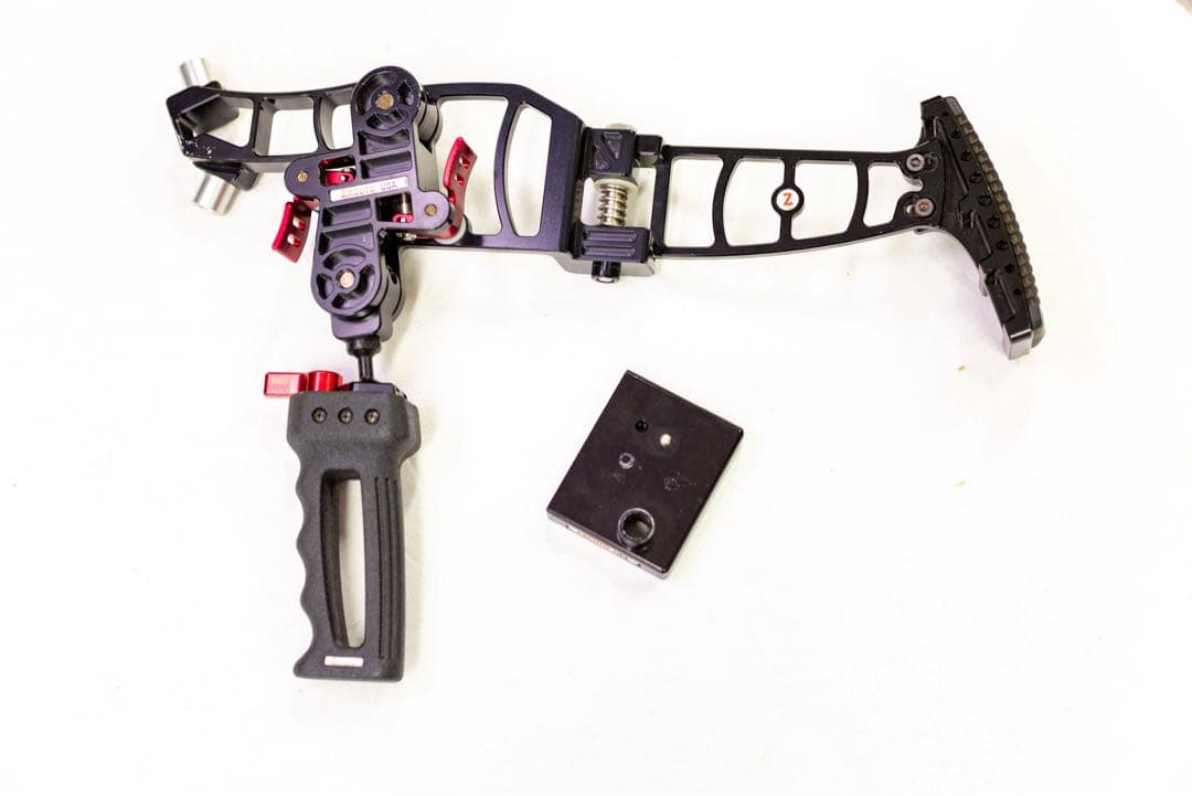 Zacuto 手持ちアシスト　「マローダー」欠品とオマケ