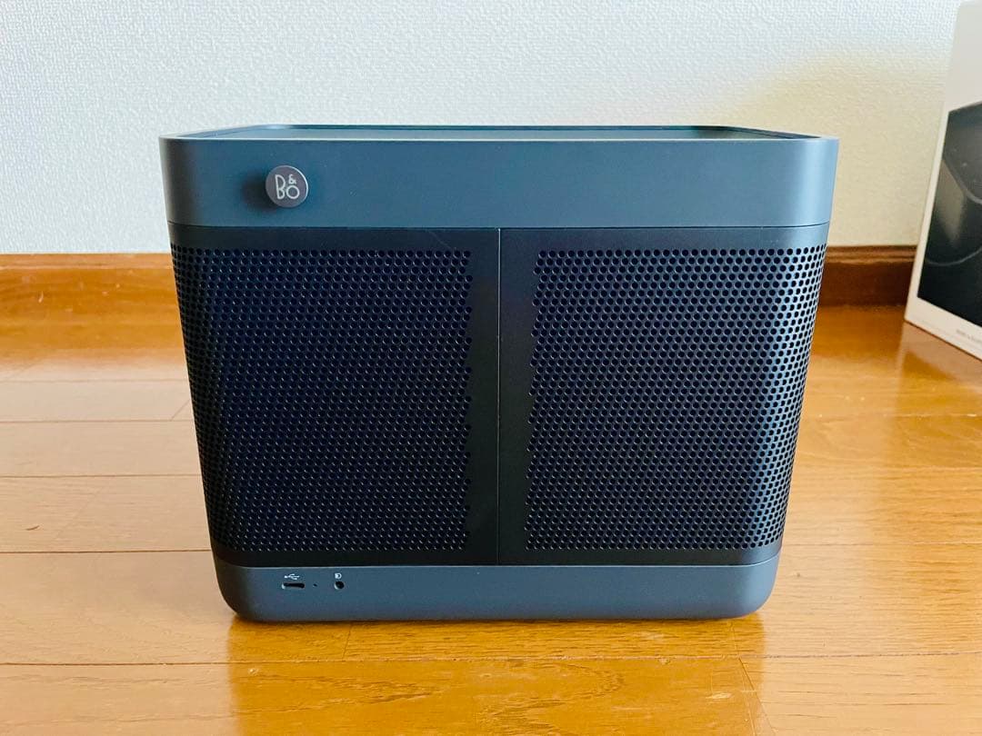 【ジャンク品】 Bang & Olufsen Beolit 20 スピーカー 黒
