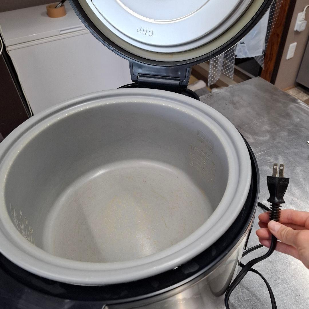 TIGER ステンレス炊飯器　1.5升　業務用