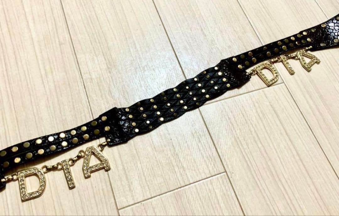 ｄ．i．ａ スタッズ付きチェーン派手ベルト