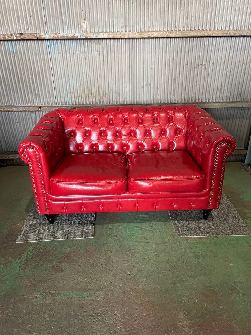 【パオパオ】チェスターフィールド 2人掛けソファ