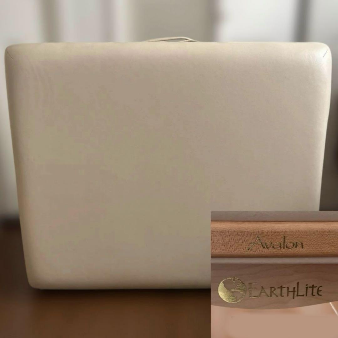 EARTHLITE社 折りたたみ施術用ベッド 米国製 エステ マッサージ