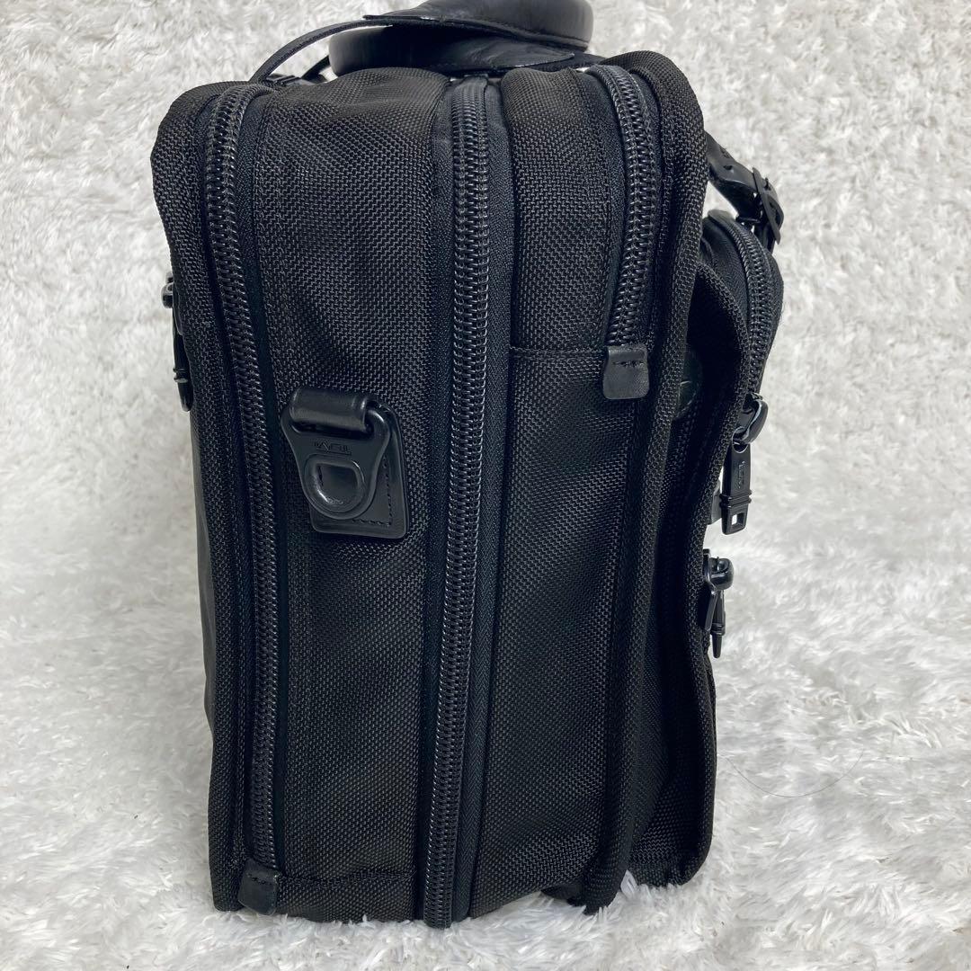 TUMI アルファ エクスパンダブル　オーガナイザー　ブリーフケース