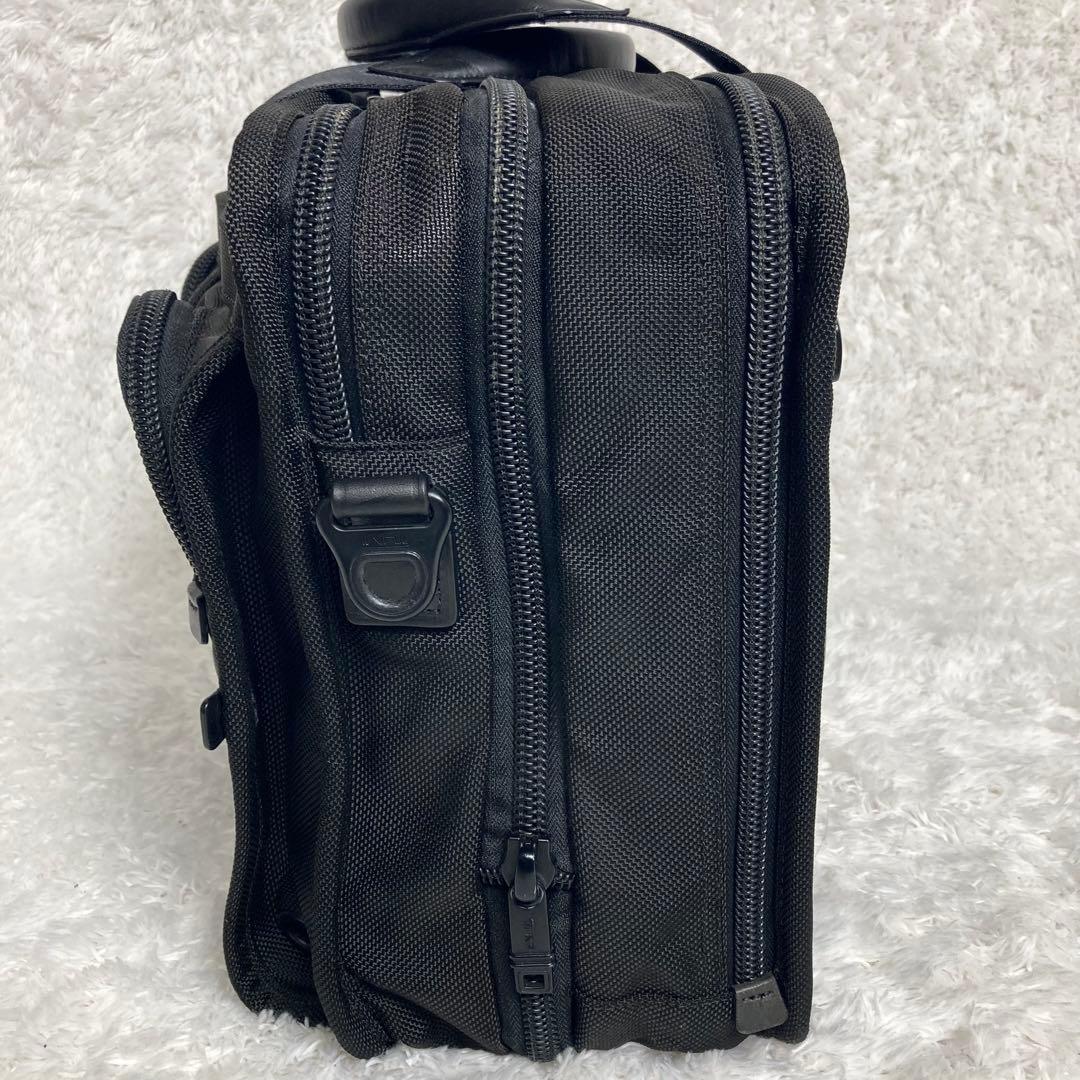 TUMI アルファ エクスパンダブル　オーガナイザー　ブリーフケース