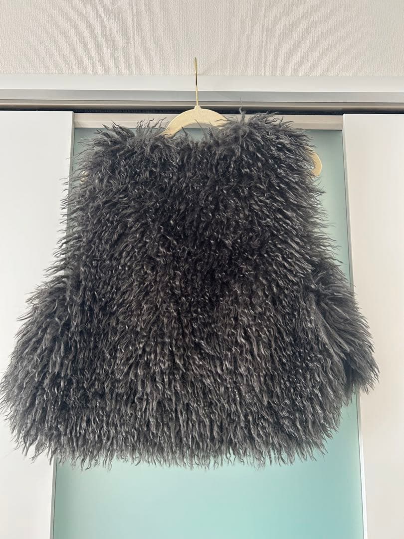 スリードッツ♡ウェイビーファーショートジレ