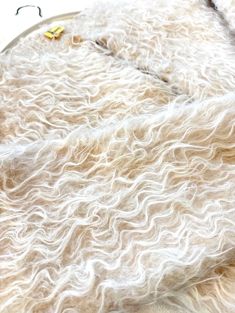 美品　メゾンドドルチェ　wavy cardigan ivory