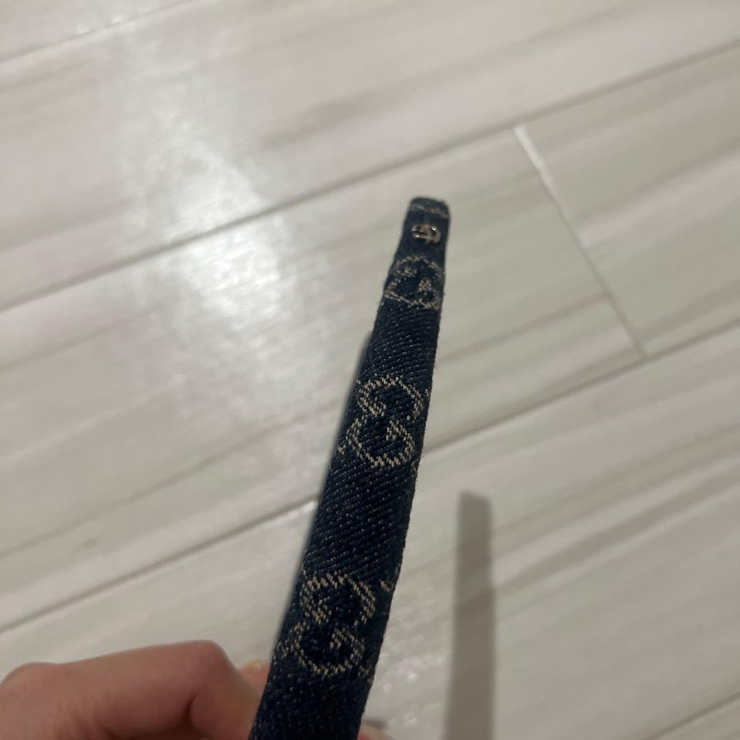 GUCCI ネイビー ヘアバンド　デニムカチューシャ　GGデザイン