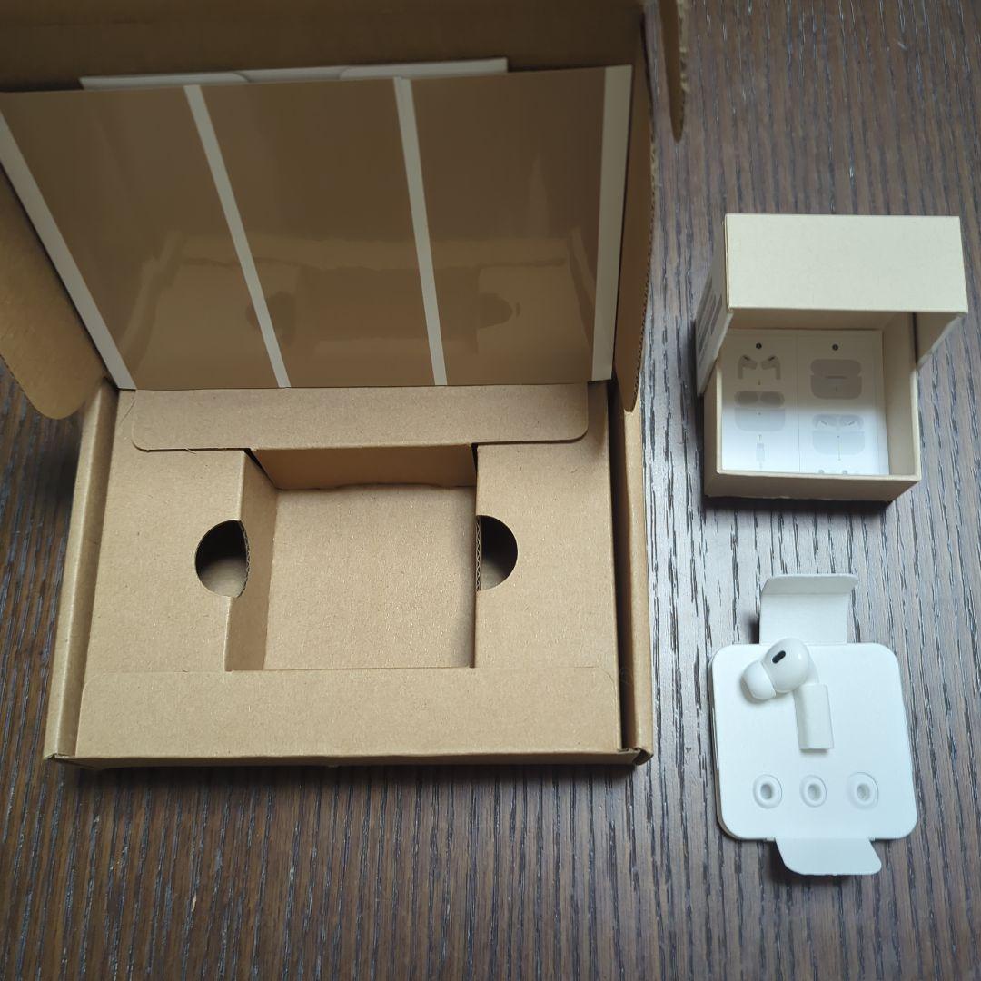 片耳のみ！！AirPodsプロ本体 ホワイトカラー イヤーチップ付き
