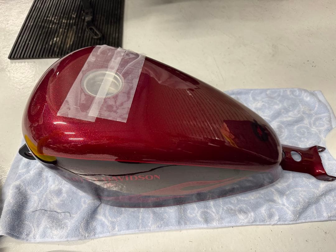 ハーレー　XL1200X フォーティーエイト　タンク