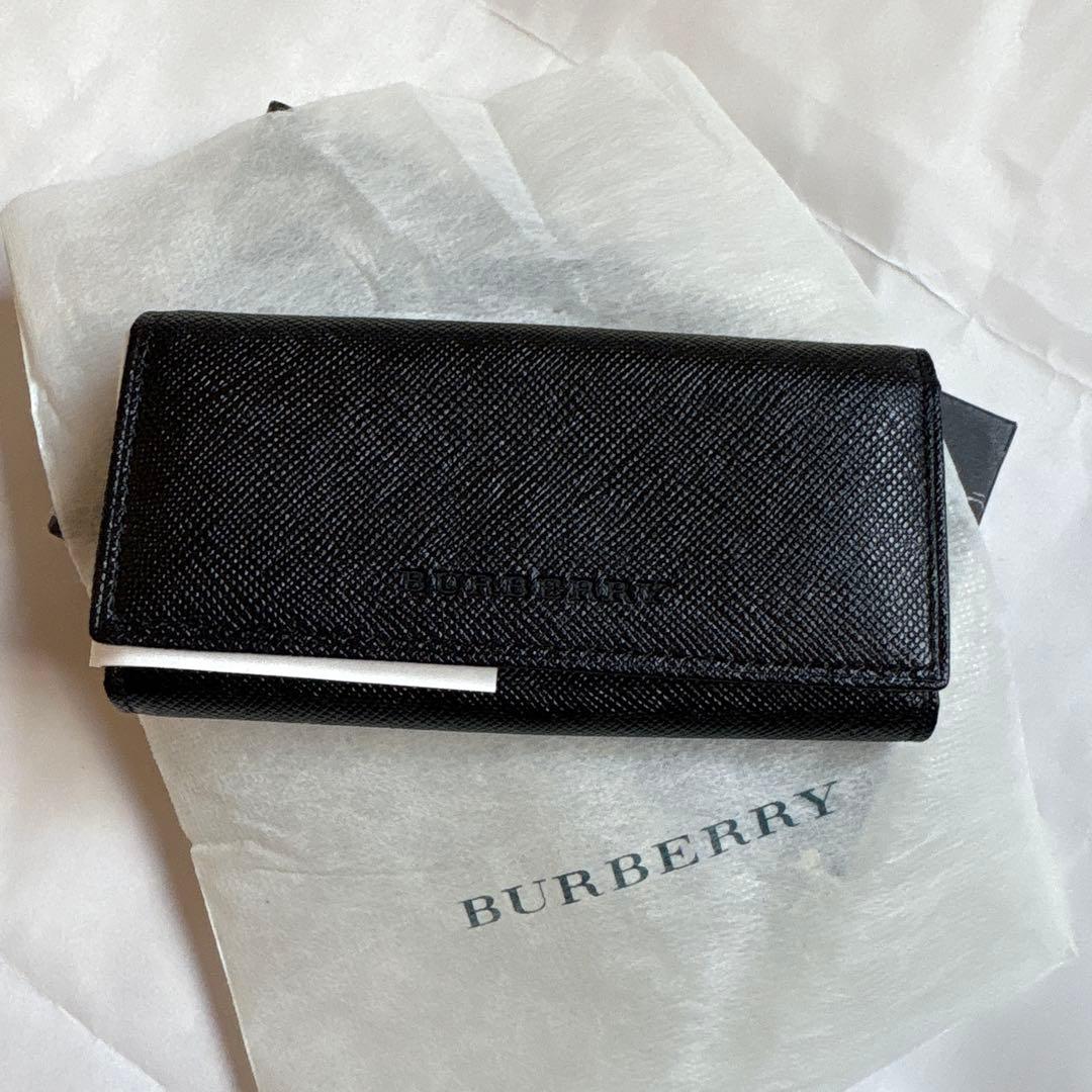 BURBERRY ブラック レザー キーケース