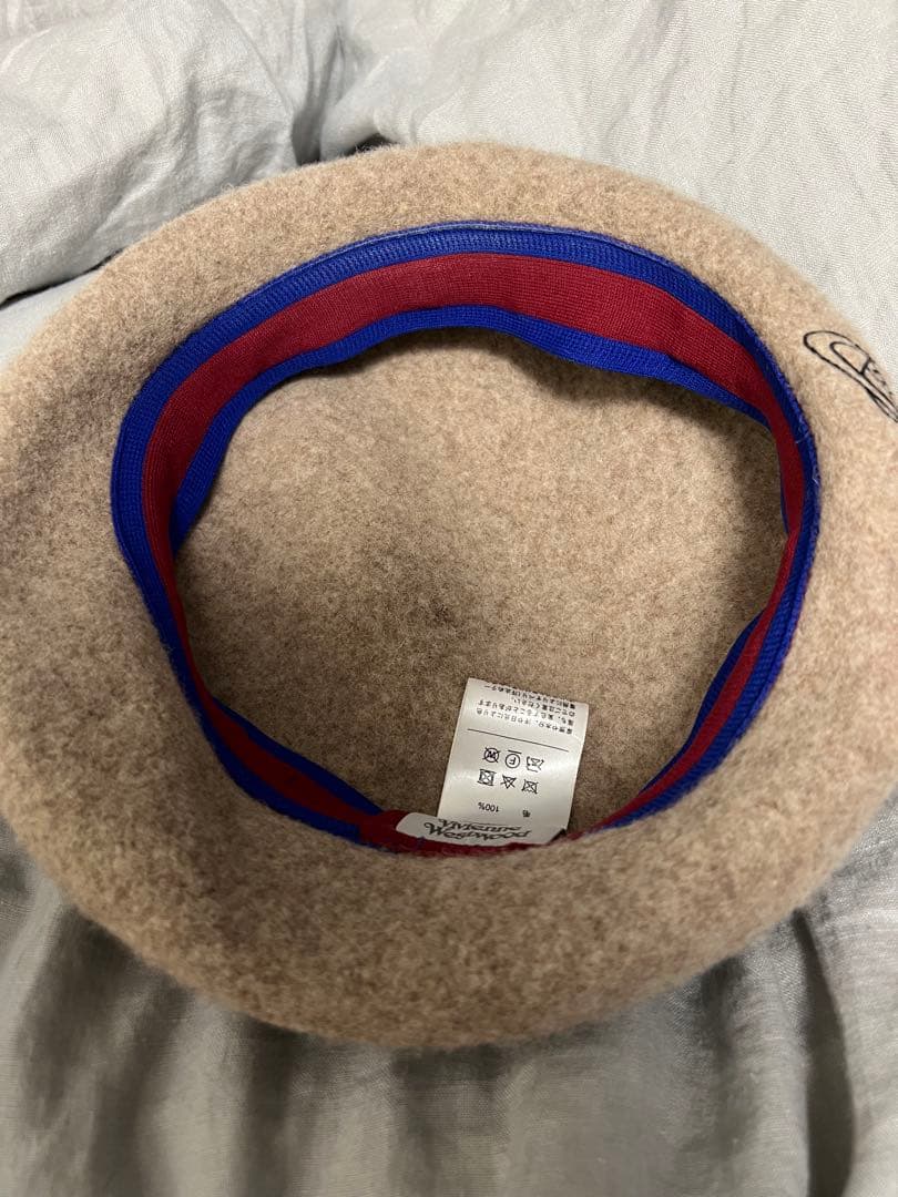 【美品】Vivienne Westwood ベージュ ベレー帽 ハート刺繍