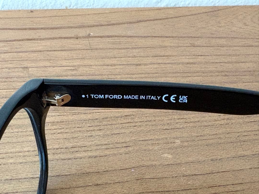 トムフォード　メガネ　TF5861