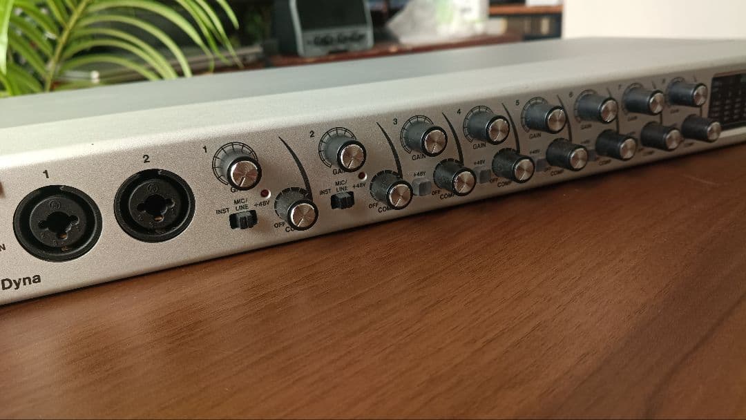 TASCAM SERIES 8p Dyna マイクプリアンプ