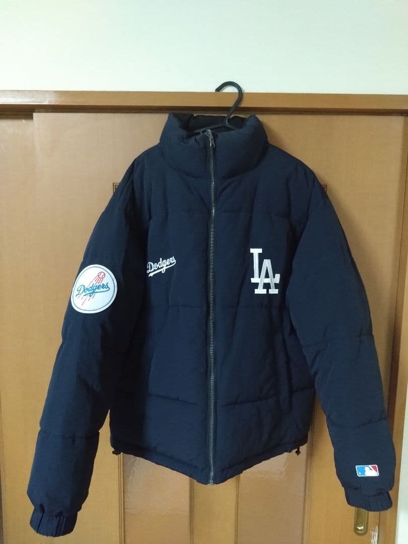 Dodgers ダウンジャケット ネイビー ブラック