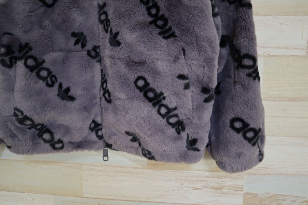 アディダス　adidas トーナル総柄プリント ファージャケット　IW5921