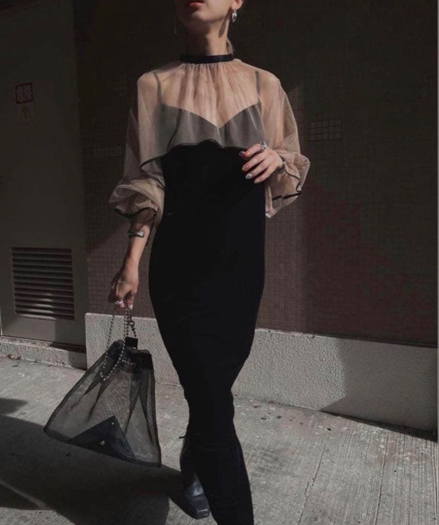 AMERI VINTAGE 美品ベロアドレス ブラック/ベージュ