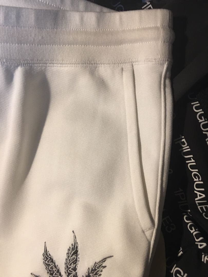 山々1piu1uguale3 SHORTS