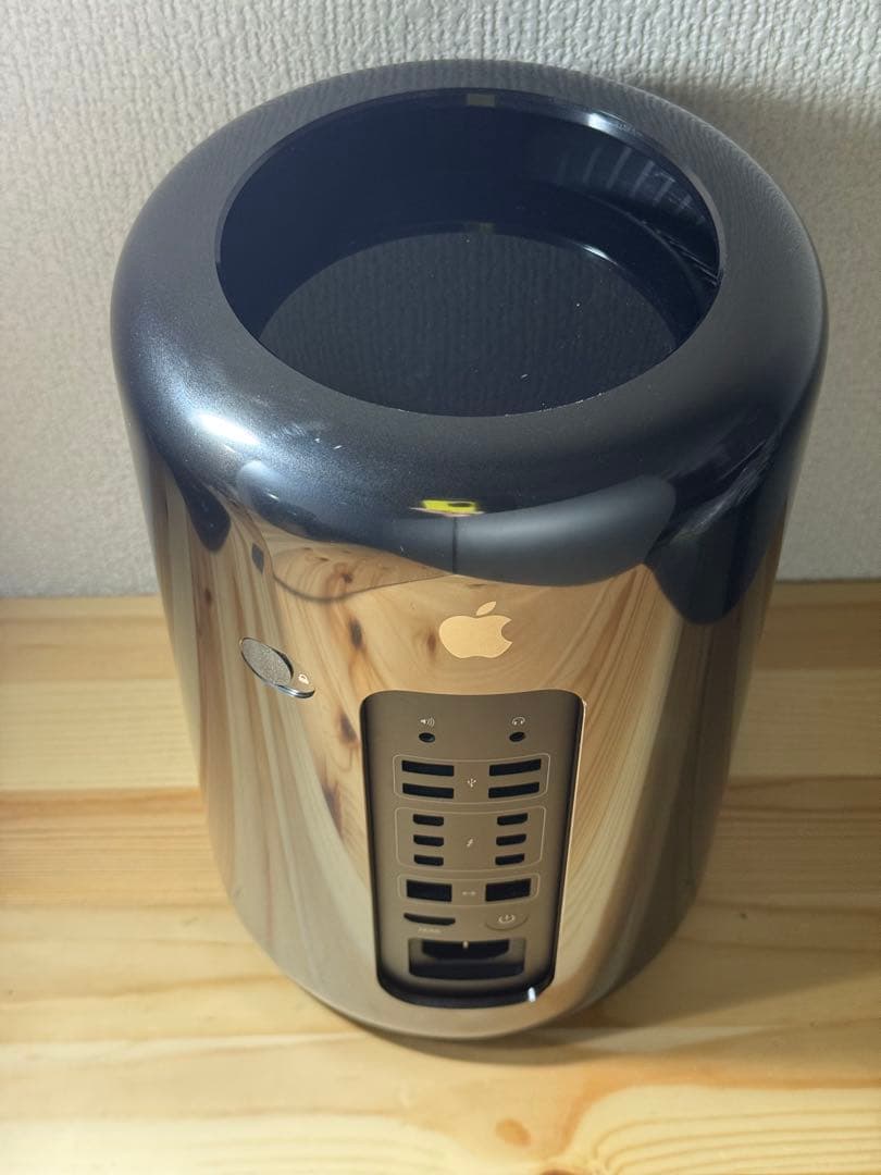 Macデスクトップ Mac Pro Late 2013 Xeon E5/32Gb/500Gb