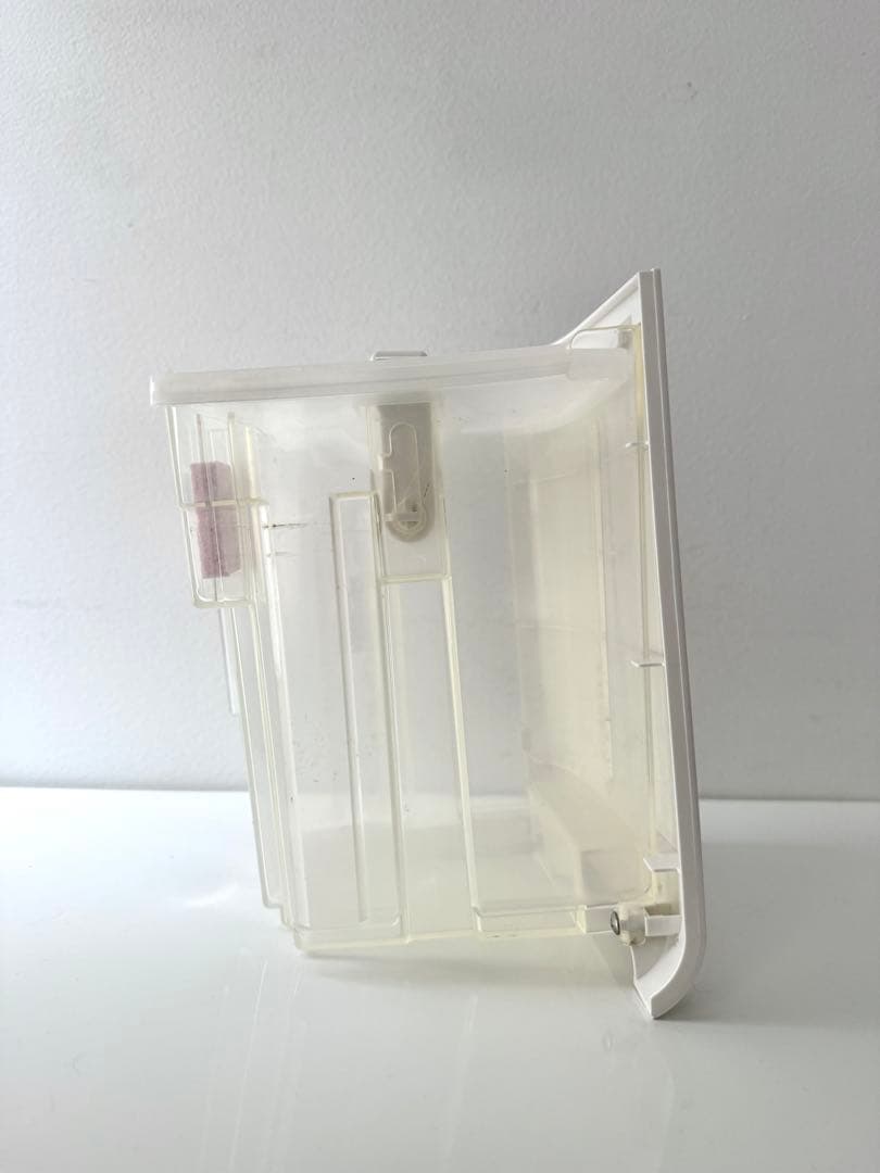 配送料込みSHARP 除湿機。