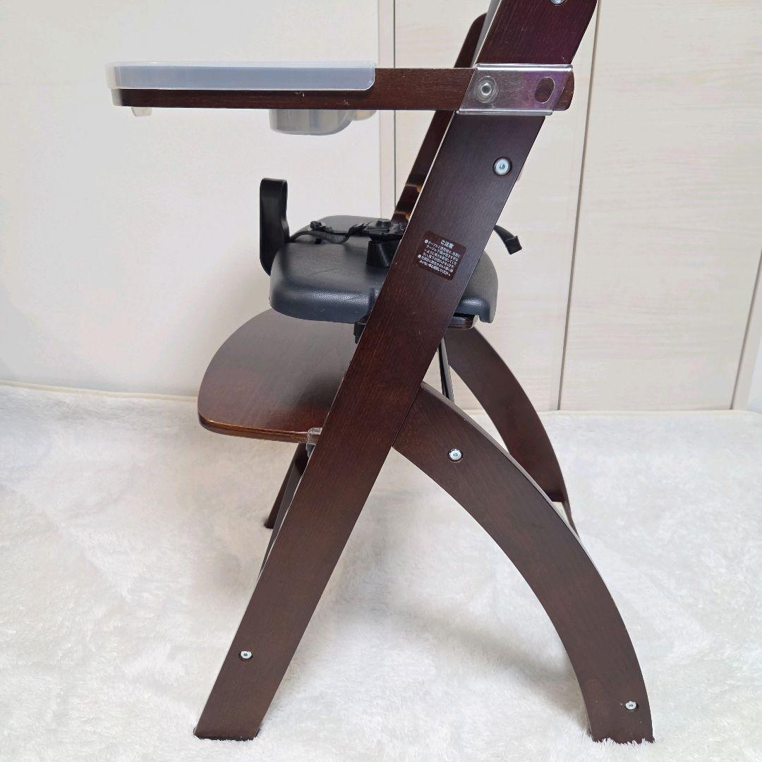 ビヨンドジュニアハイチェア　マホガニー・ブラック