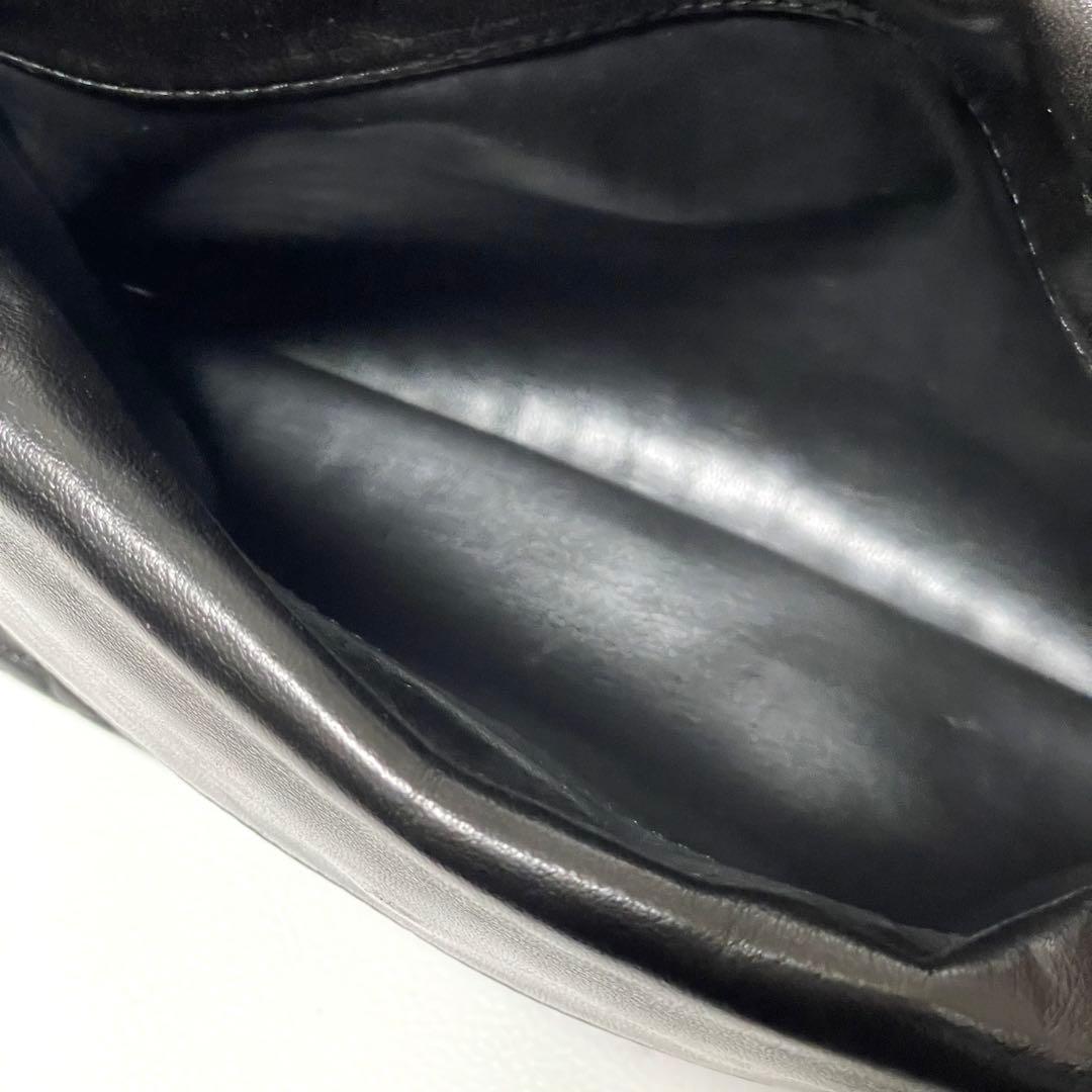 BALLY チェーンショルダーバッグ キルティング ターンロック レザー 黒