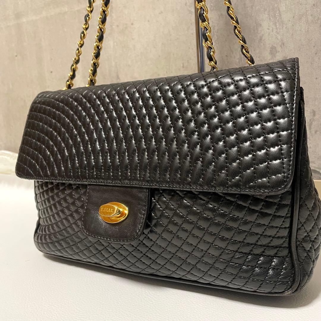 BALLY チェーンショルダーバッグ キルティング ターンロック レザー 黒