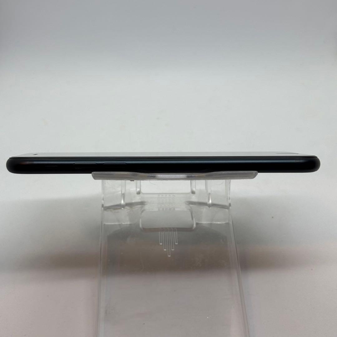 整備済美品 iPhone SE3 256GB 外装新品 FB0711017