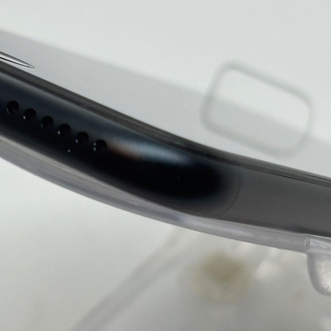 整備済美品 iPhone SE3 256GB 外装新品 FB0711017