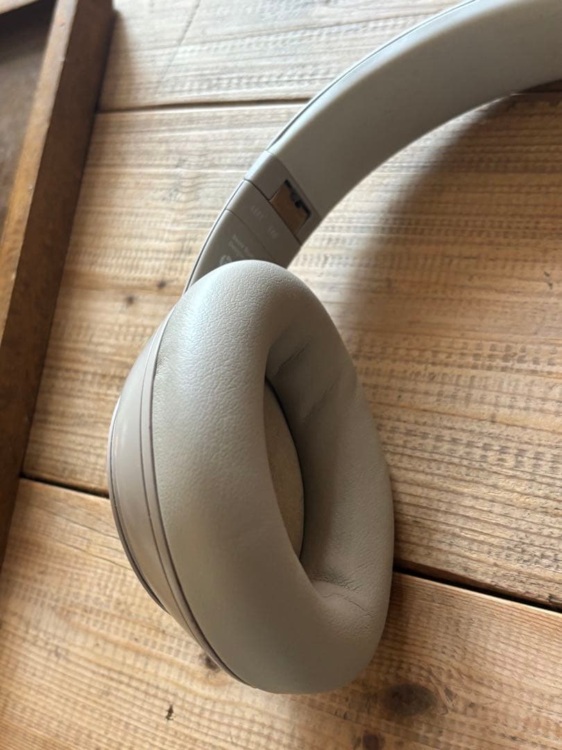 【訳あり】Beats studio pro ワイヤレスヘッドホン サンドストーン
