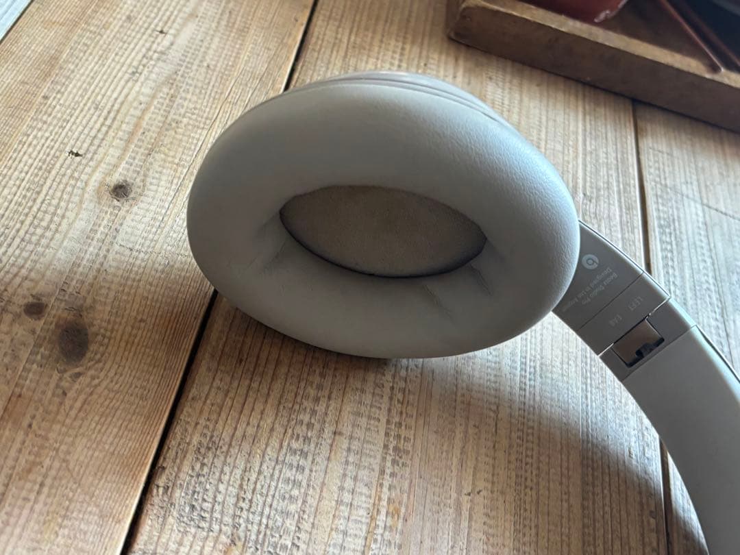 【訳あり】Beats studio pro ワイヤレスヘッドホン サンドストーン