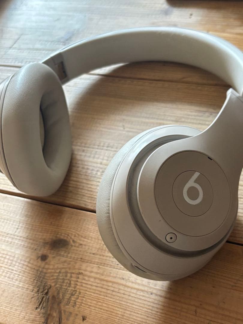【訳あり】Beats studio pro ワイヤレスヘッドホン サンドストーン