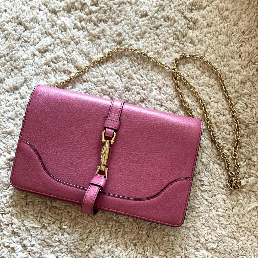 グッチ　チェーンウォレットバッグ