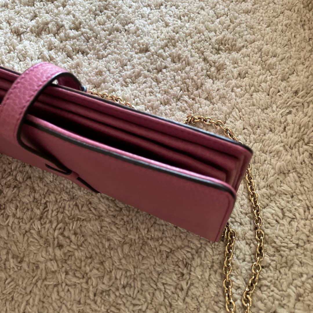 グッチ　チェーンウォレットバッグ