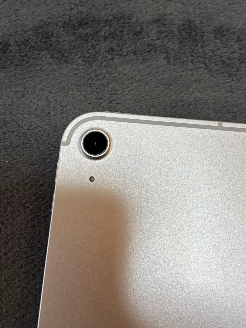 iPad 第10世代（64GB）シルバー　Wi-Fiモデル