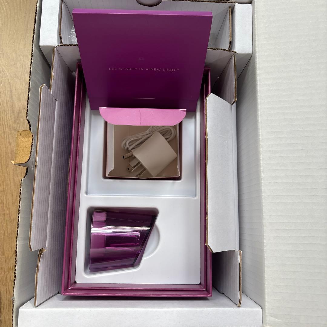 tria 美顔器 ピンク 充電器付き 未使用