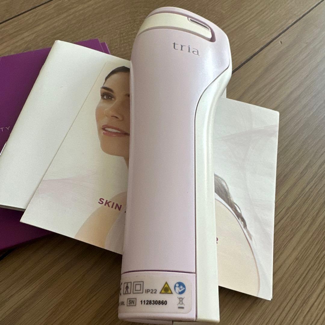 トリア　スキンエイジングケアレーザー　tria 美顔器